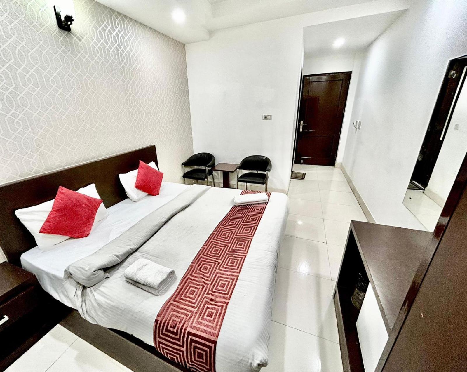 The Tomar Hospitality Hotel New Delhi Ngoại thất bức ảnh