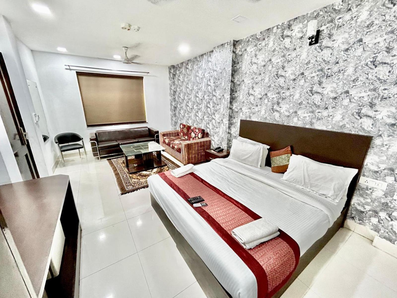 The Tomar Hospitality Hotel New Delhi Ngoại thất bức ảnh